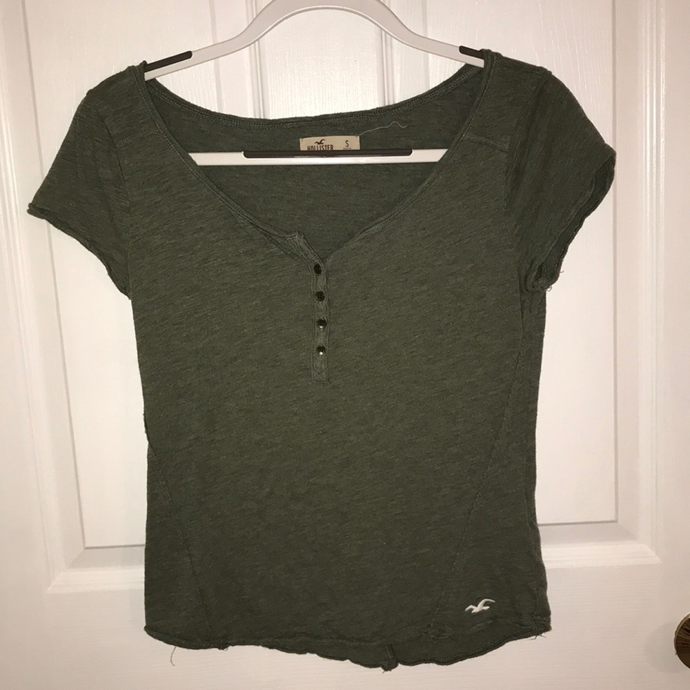 Hollister Tee Shirt